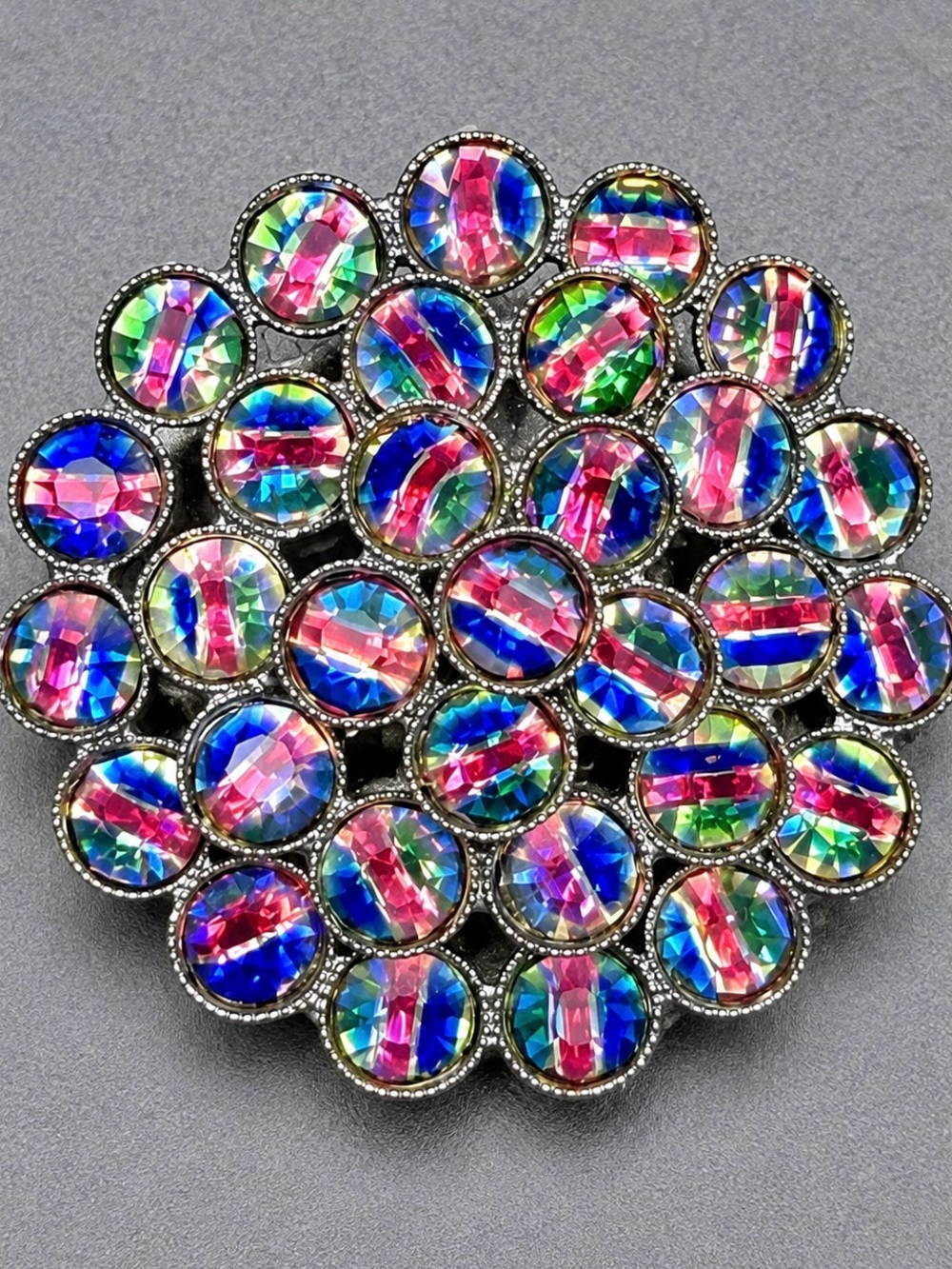 Vintage Irish Glass Brooch #cz301